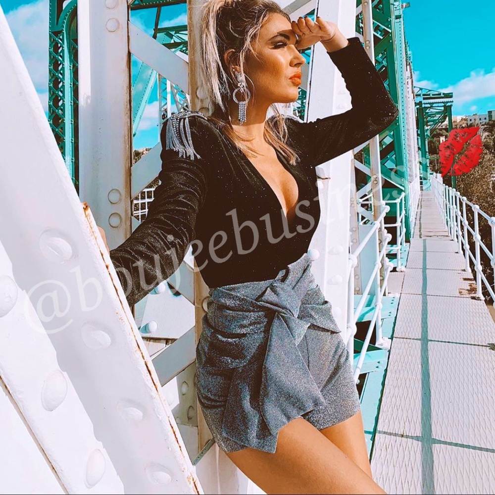 ZARA Shimmery Shorts with Bow - Picture 1 of 8